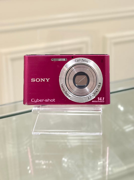 Sony Cybershot W320 in pink