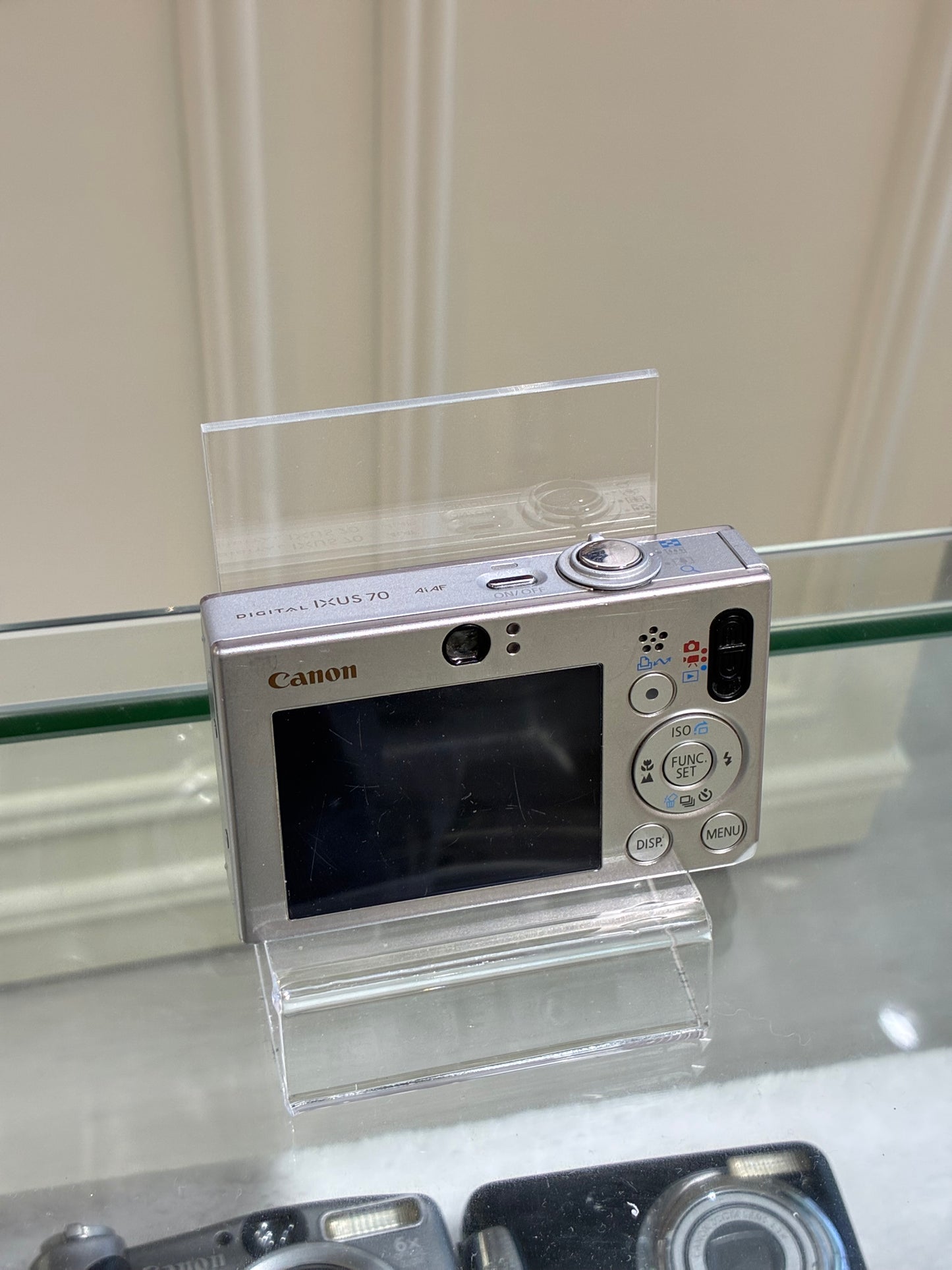 Canon IXUS 70 (IXY 10)
