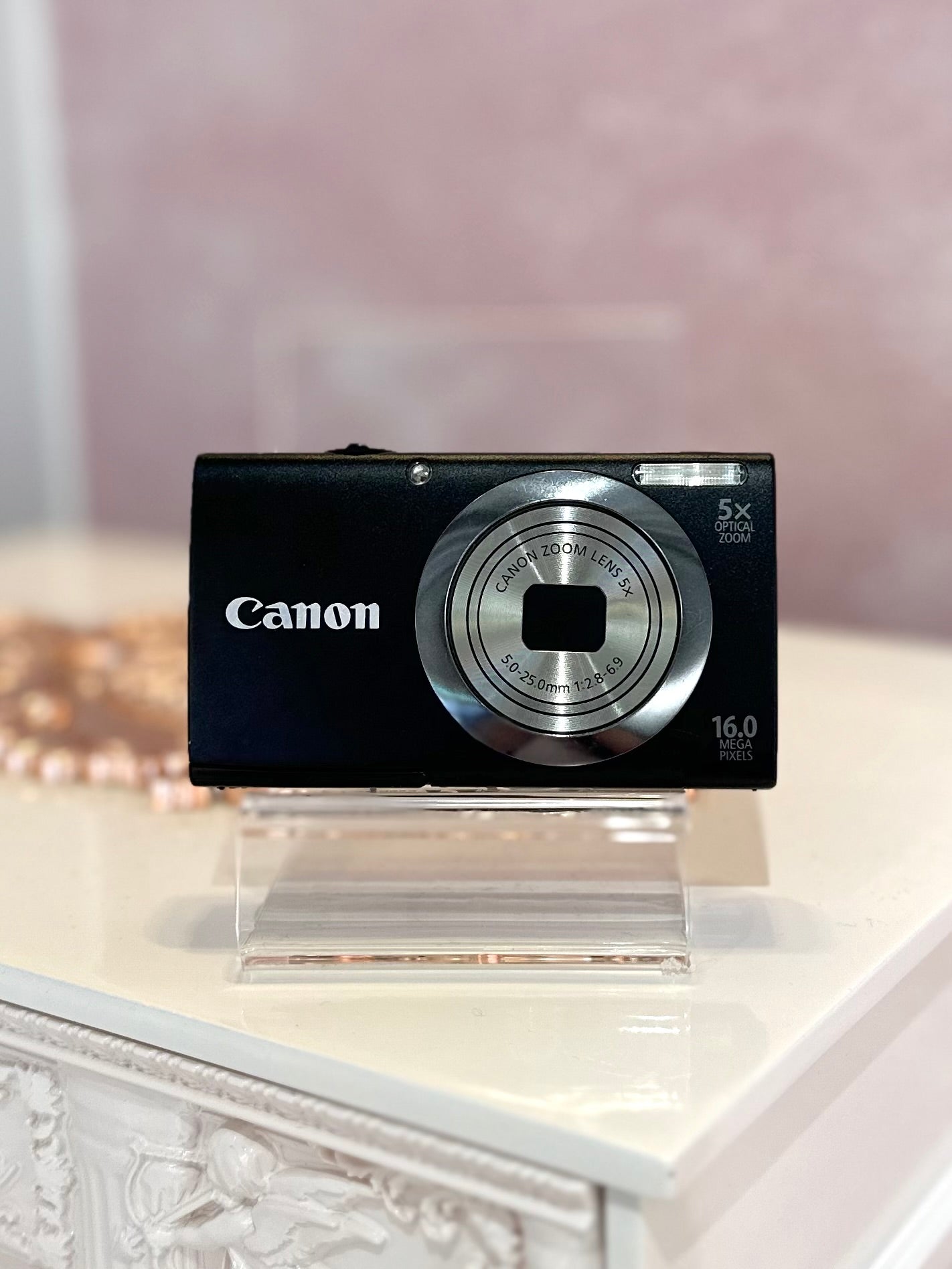 Canon Powershot A2300is in black | Nearly New