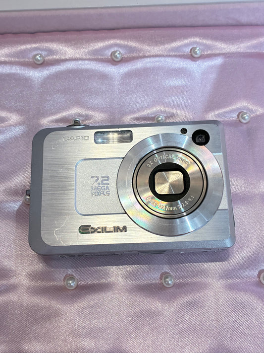 Casio EXILIM EX-Z750