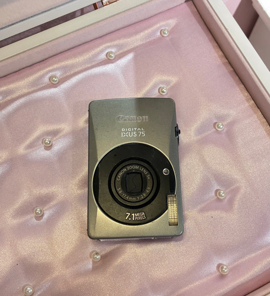 Canon IXUS 75