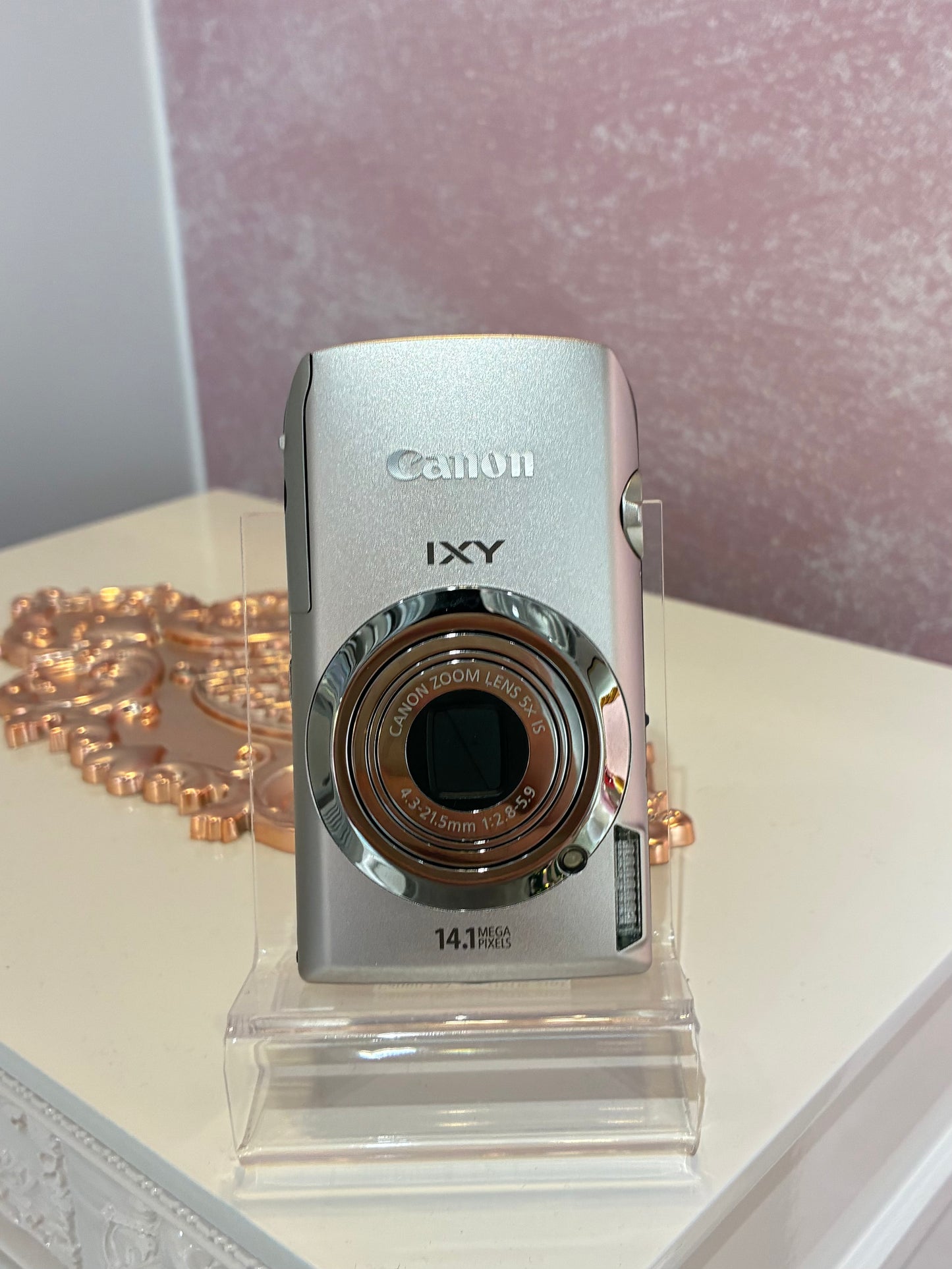 Canon IXY 10S (IXUS210) excellent condition