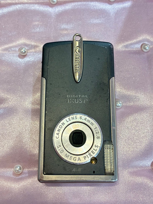 Canon IXUS i