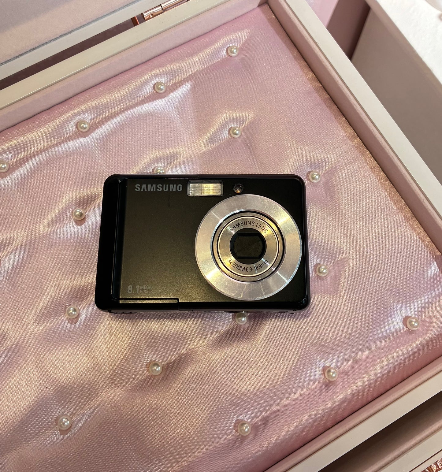 SAMSUNG ES10