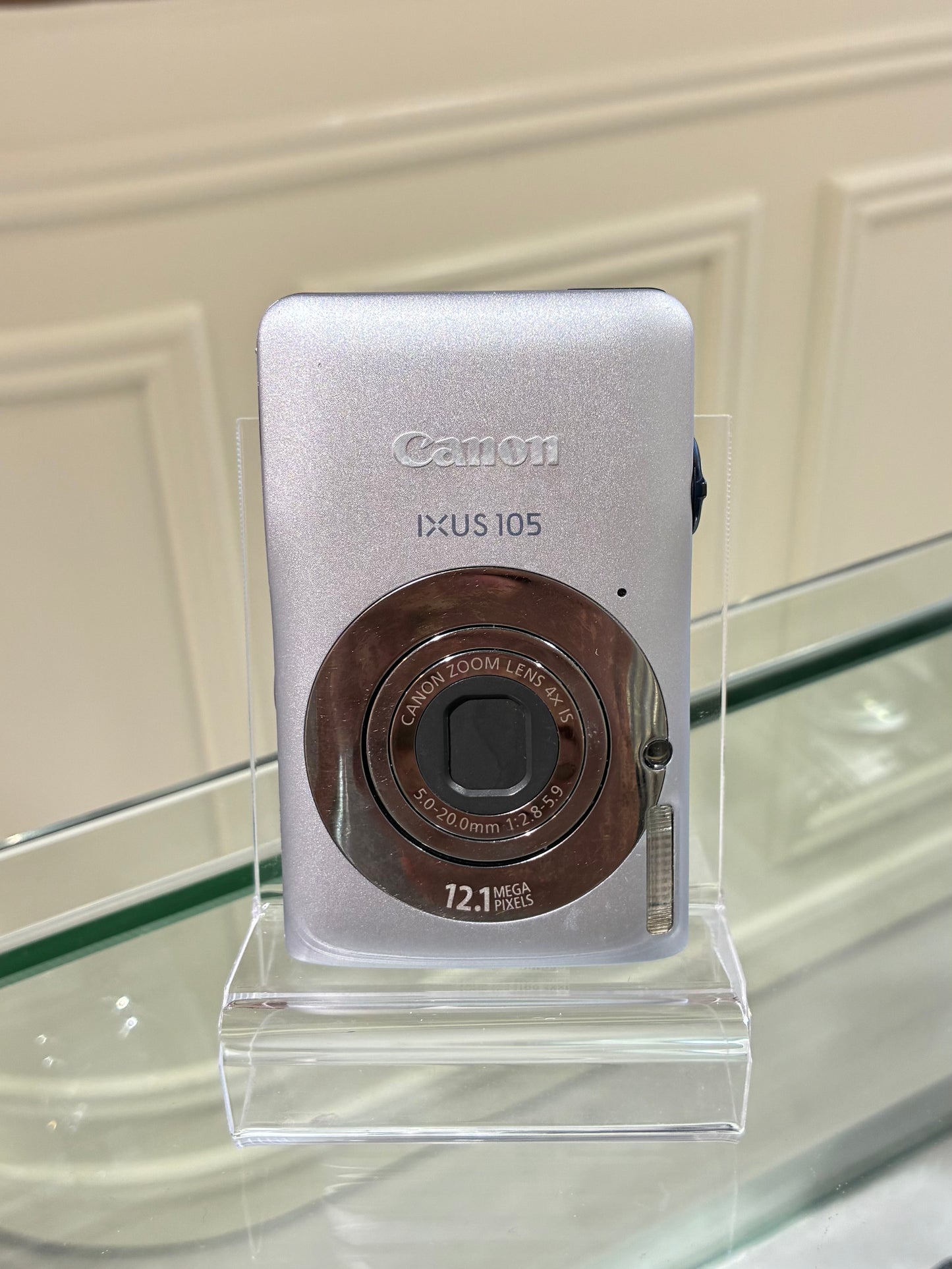 Canon IXUS 105 (IXY 200F) Excellent Condition /in store or dm for purchase only
