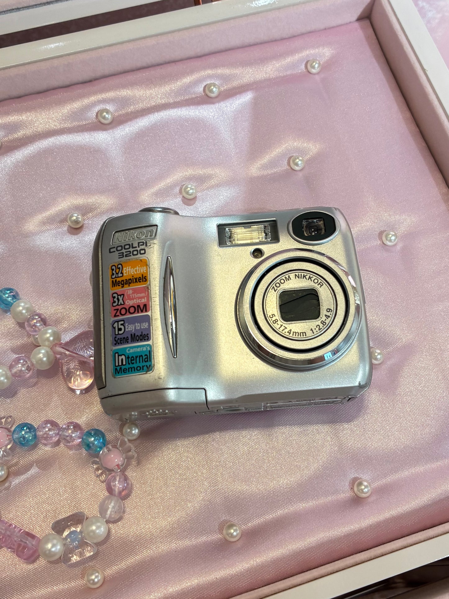 Nikon Coolpix 3200