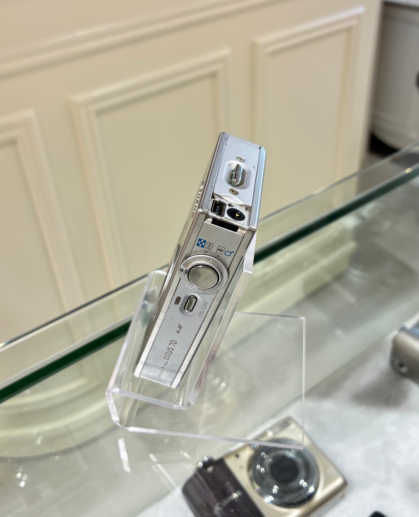 Canon IXUS 70 (IXY 10) Silver