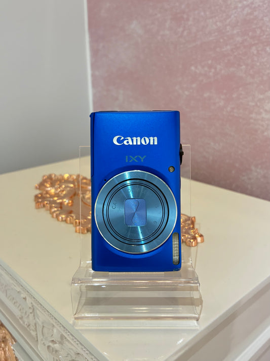 Canon IXY 100F (IXUS 135) excellent condition