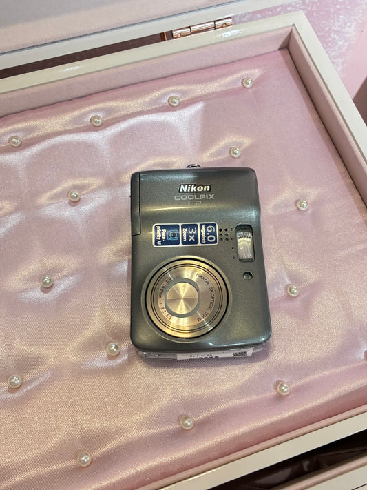 Nikon Coolpix L2