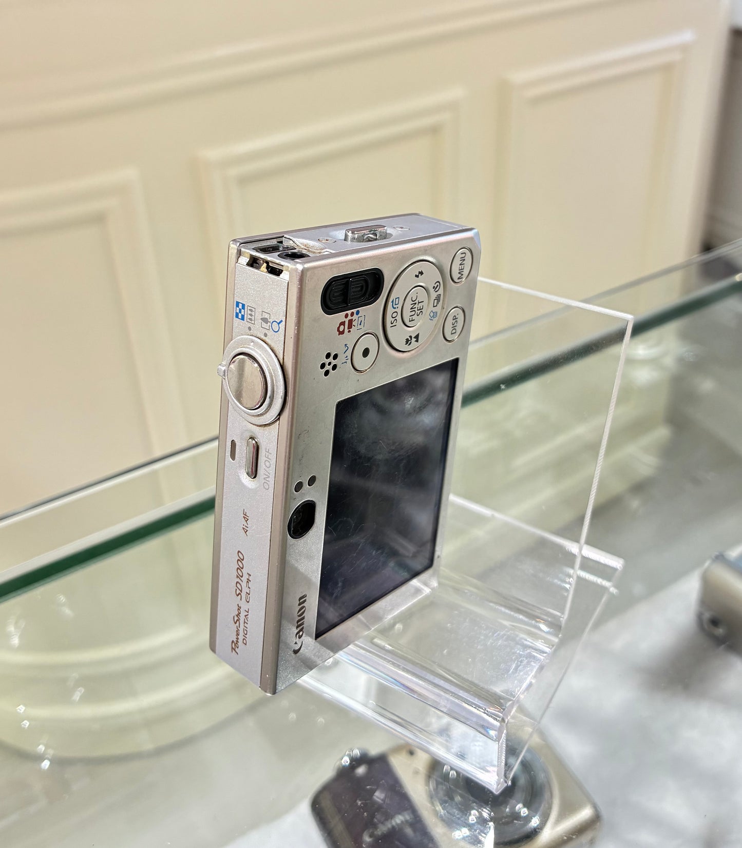 Canon IXUS 70 IS北美版（Powershot SD1000) silver