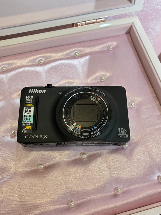 Nikon Coolpix S9300