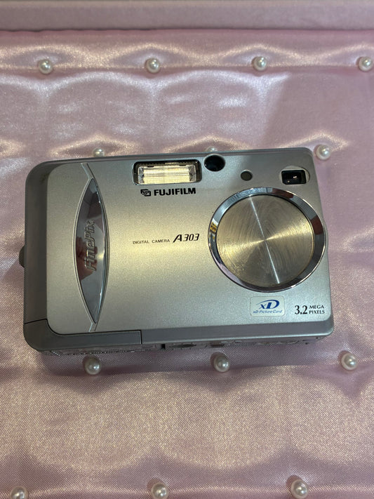 Fujifilm Finepix A303