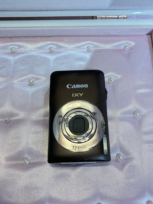 Canon IXY 200F (IXUS105) in chocolate