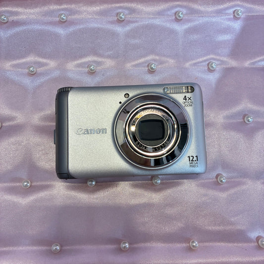 Canon Powershot A3100is in silver 近全新