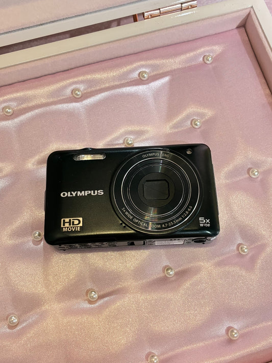 Olympus D-710