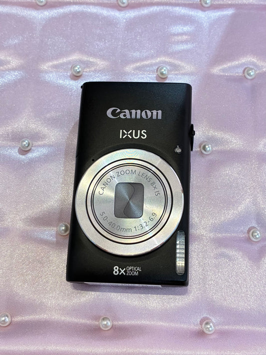 Canon IXUS 132 (excellent condition)