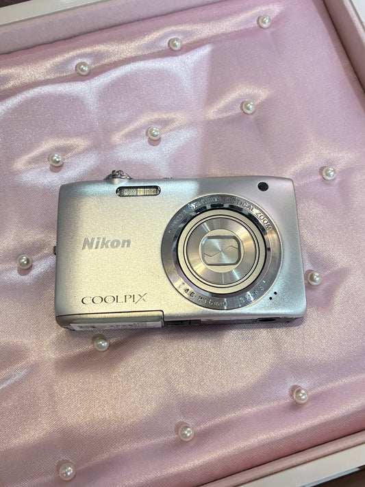 Nikon Coolpix S2800