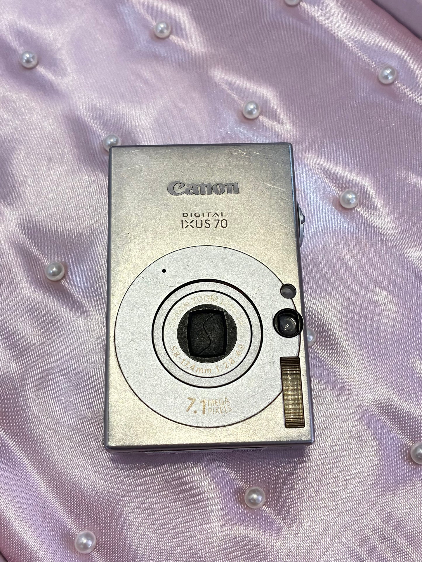 Canon IXUS 70 (IXY 10)