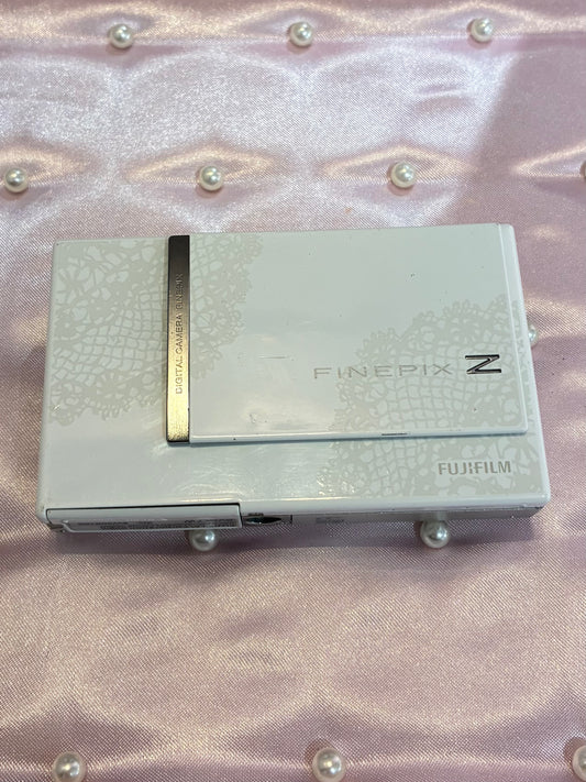 Fujifilm Finepix Z250 FD excellent condition