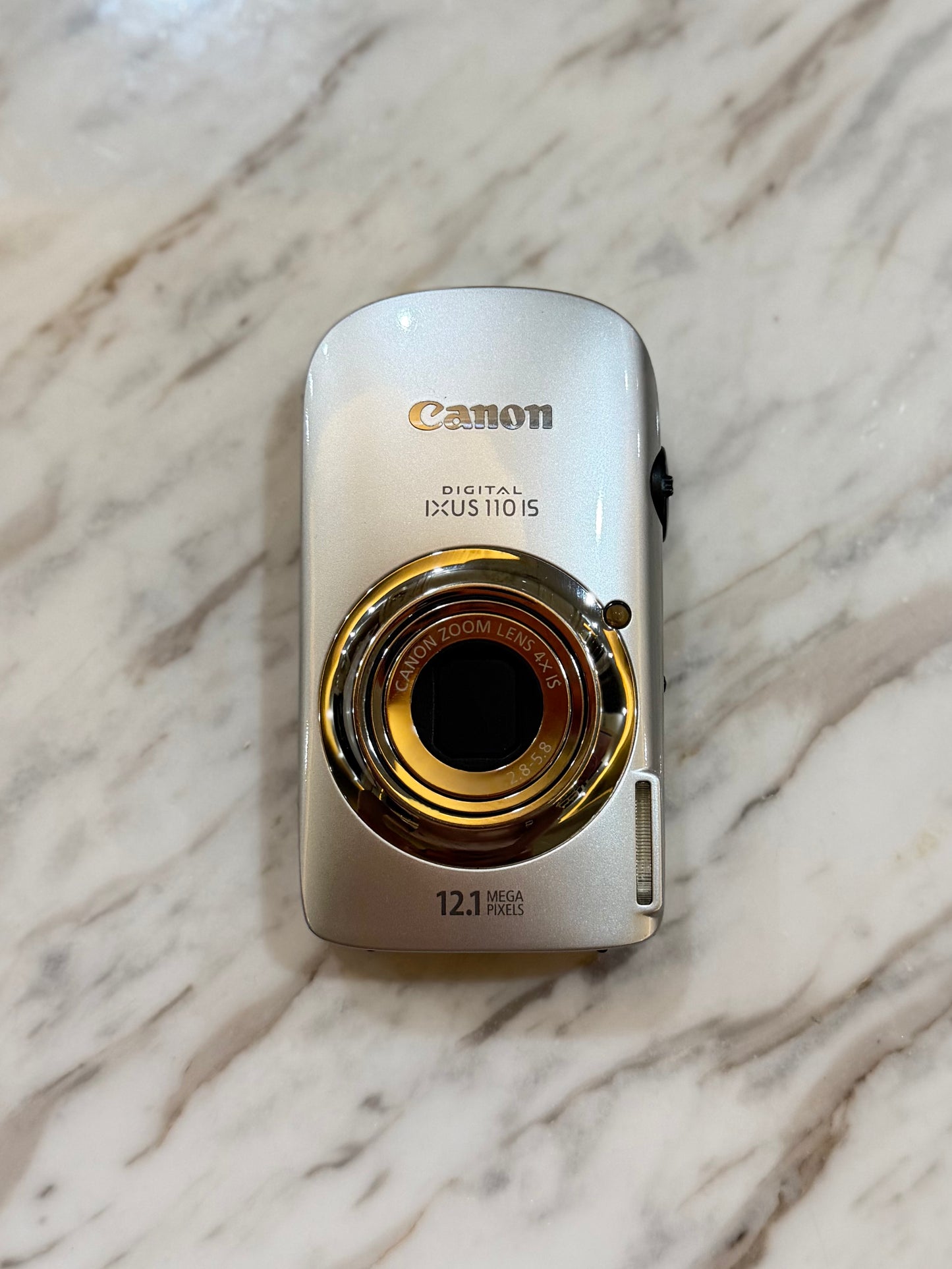 Canon IXUS 110IS (IXY 510IS) Silver Excellent condition/pls message us for purchase or in-store purchase