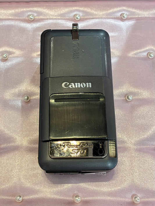 Canon Powershot S70