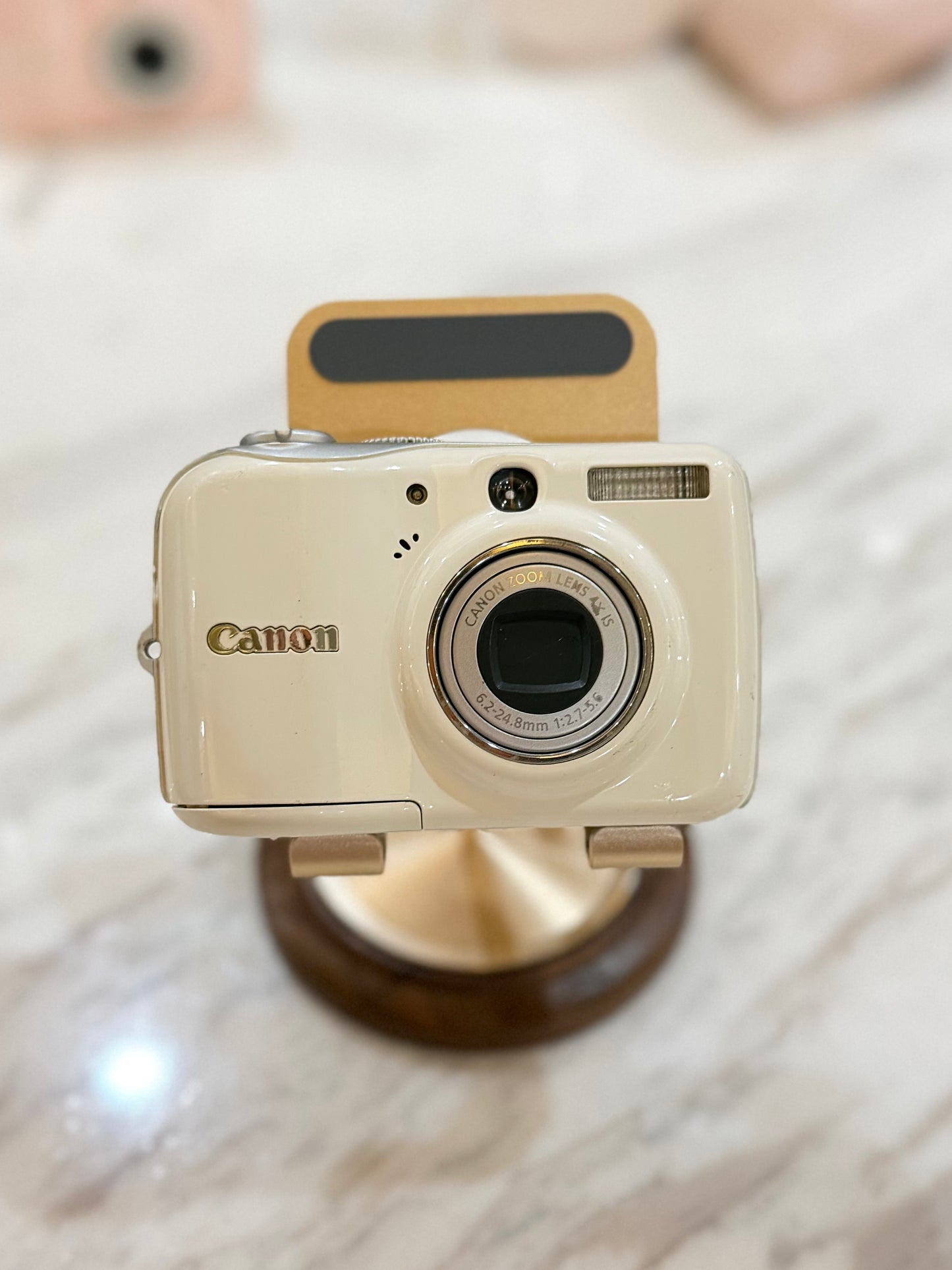 Canon Powershot E1 White
