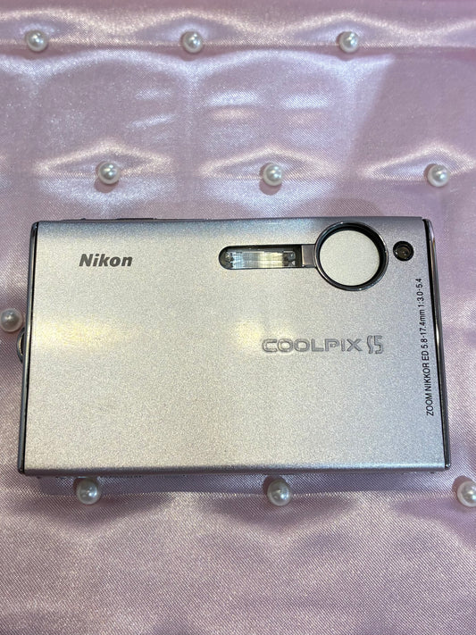 Nikon Coolpix S5