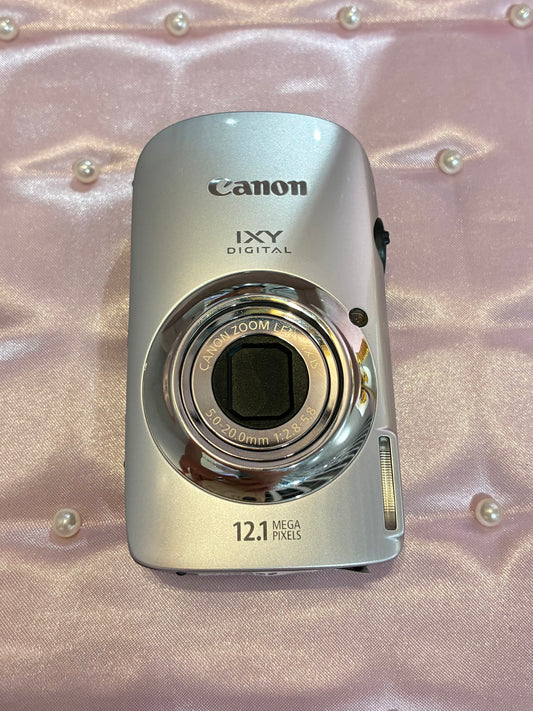 Canon IXY 510is silver Excellent Condition 9成新
