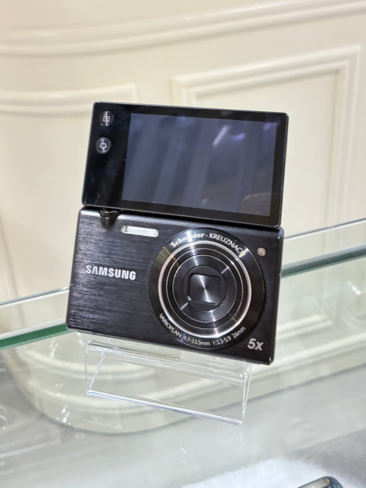 Samsung MV800 Flip Screen 可自拍 Excellent Condition