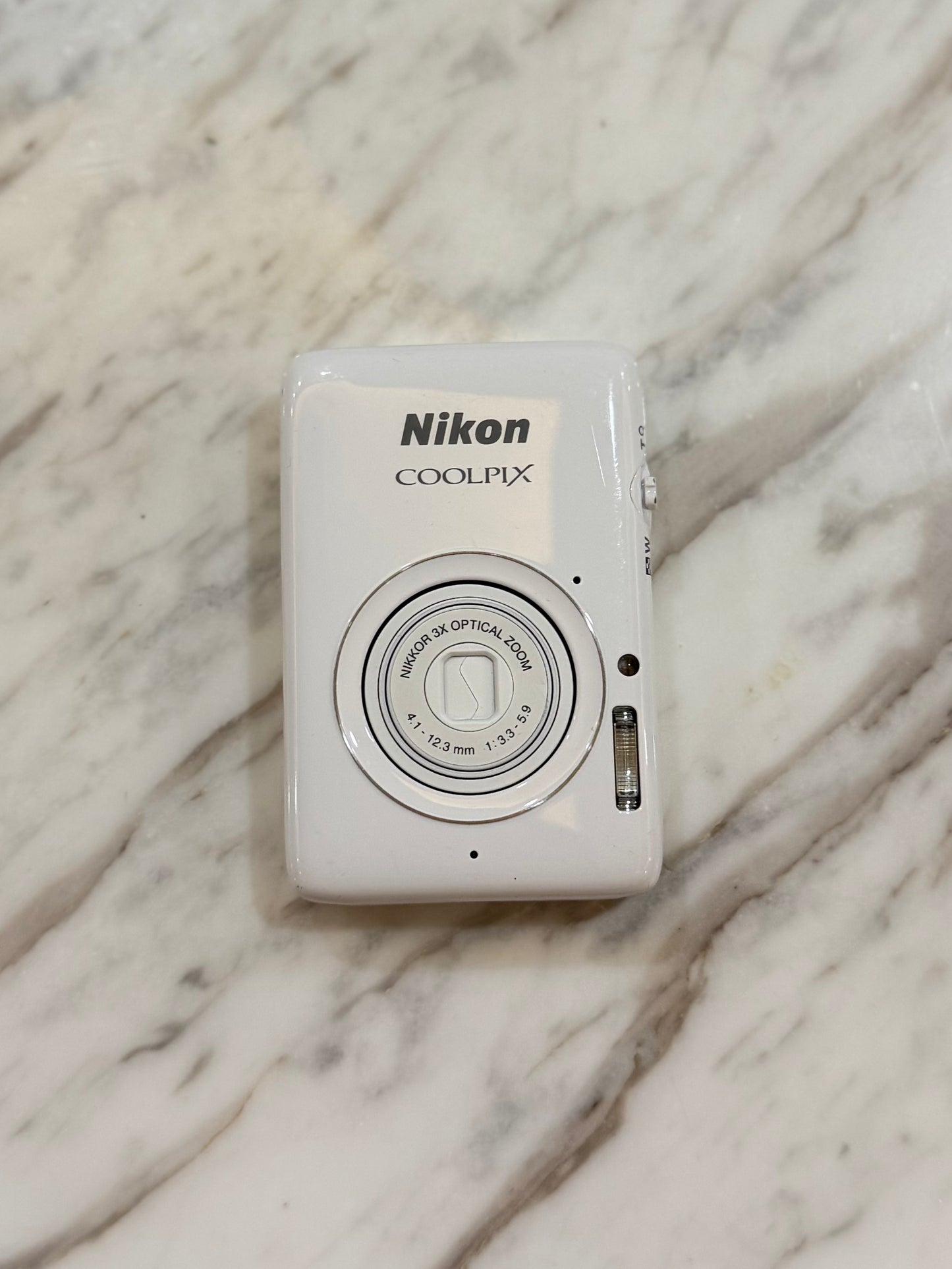 💖Nikon Coolpix S02 | Blackpink Jennie & Jisoo 同款♡ SUPER RARE !! 超稀有的袖珍收藏款.ᐟ.ᐟ 鏡面機身🪞