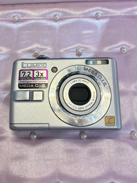 Panasonic Lumix DMC-LS70