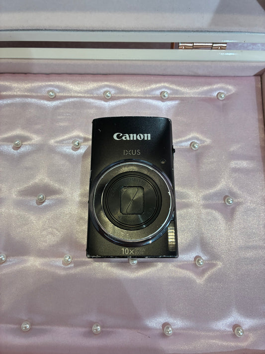 Canon IXUS 157