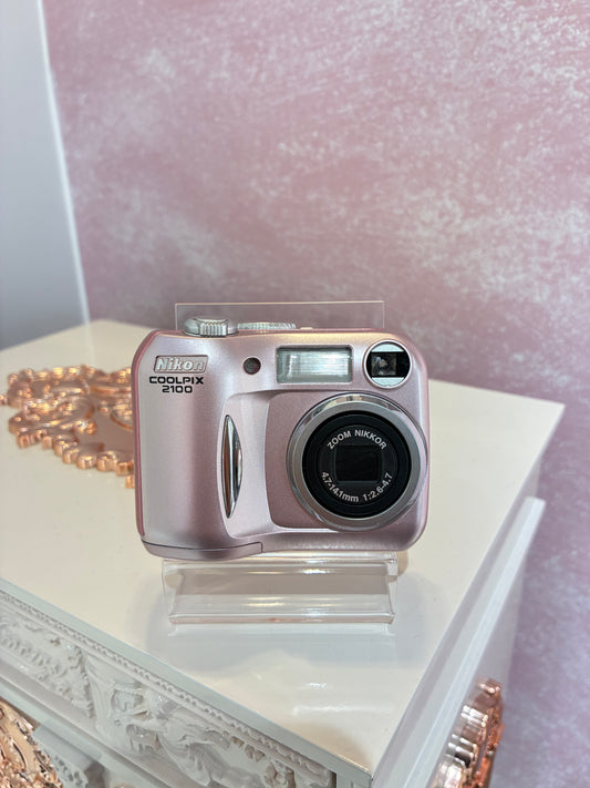 Nikon Coolpix 2100