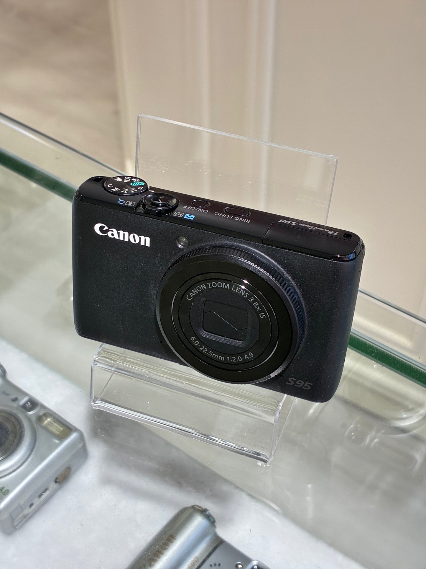 Canon Powershot S95