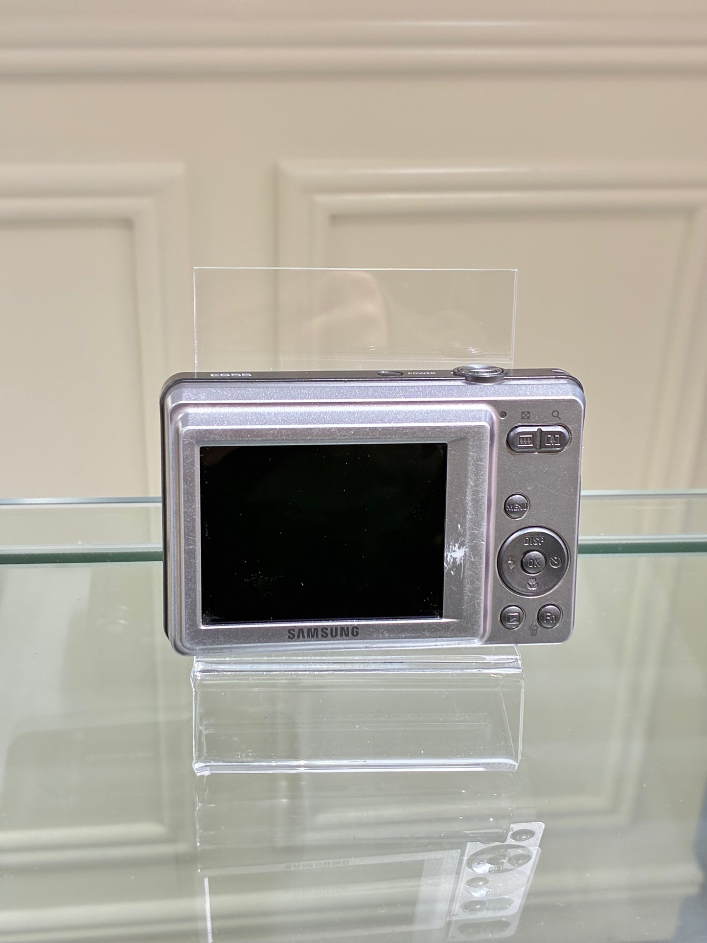 Samsung ES55 in silver
