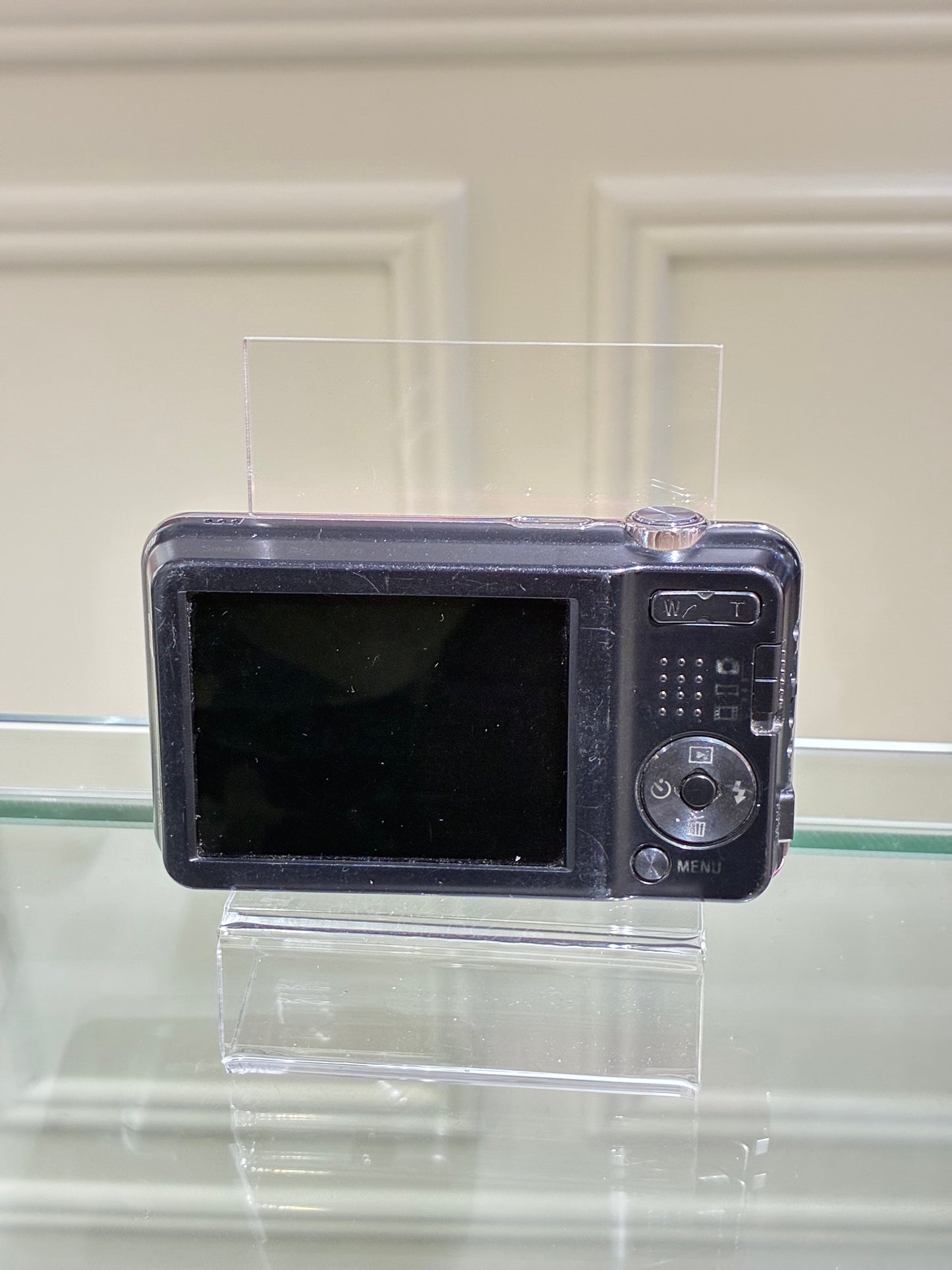 Sony Cybershot DSC W710 in cherry pink