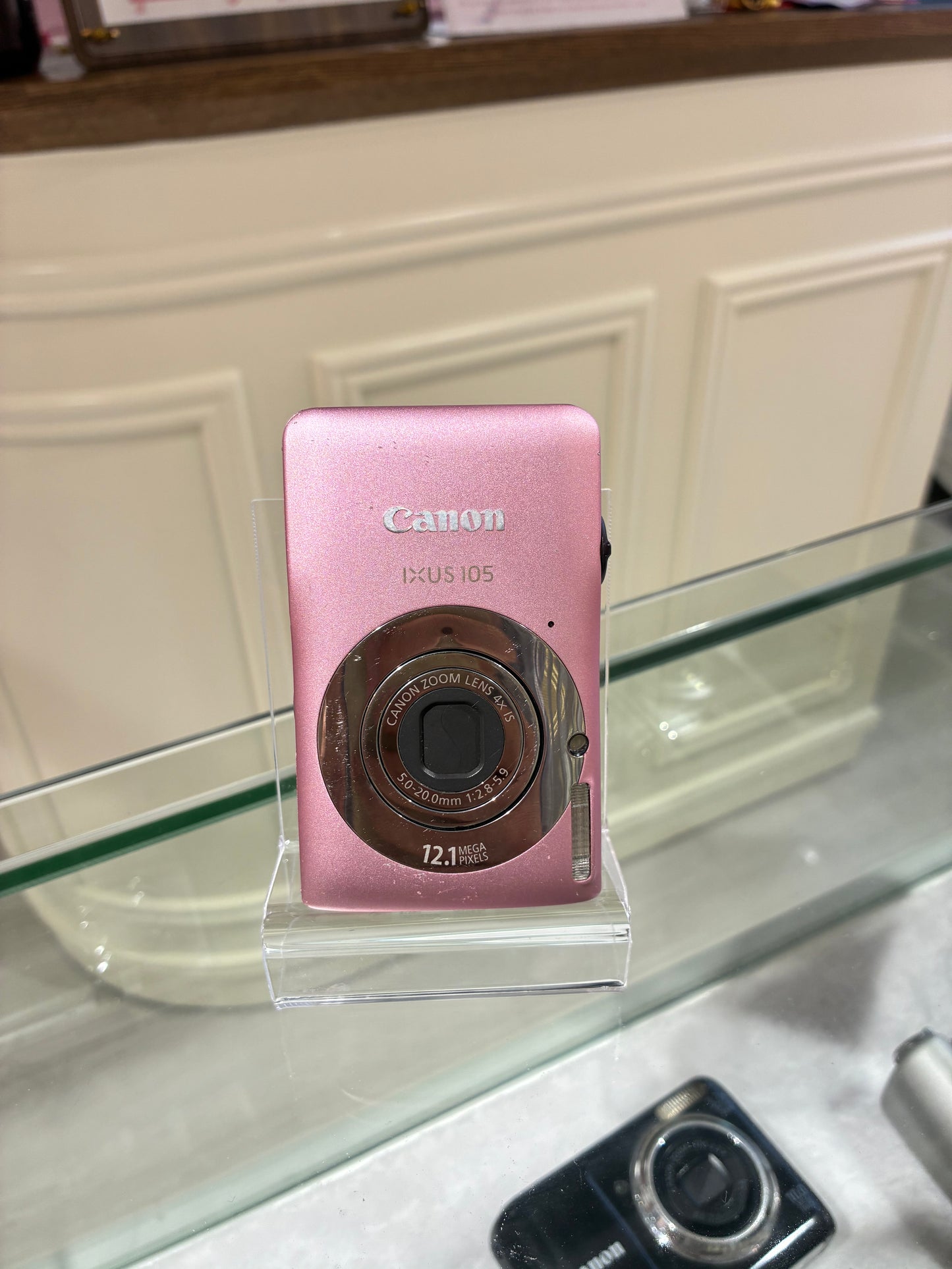Canon IXUS 105 (IXY 200F) in store or dm for purchase only