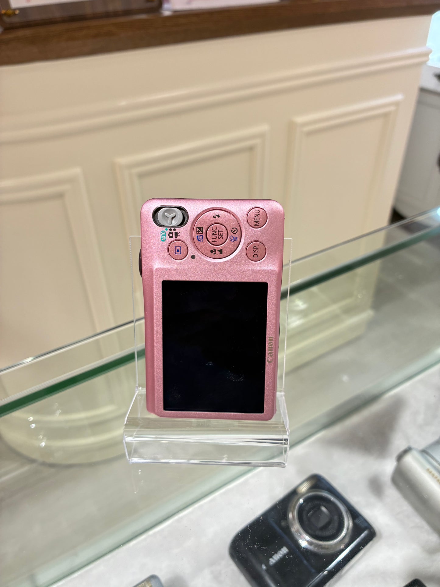 Canon IXUS 105 (IXY 200F) in store or dm for purchase only